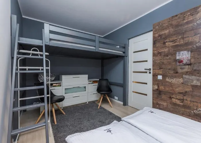 Imperial - Marina Apartment